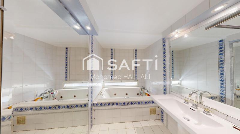 Appartement - 162 m² - 4 pièces