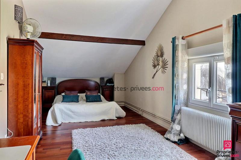 Maison - 140 m² - 6 pièces