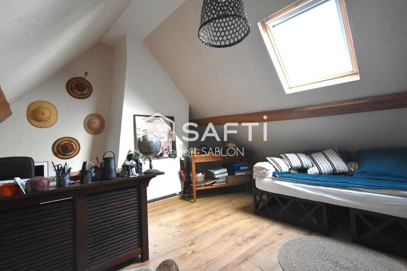 Maison - 157 m² - 7 pièces