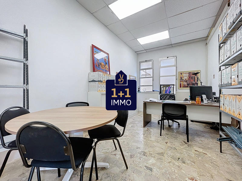 Local d'activités - 164 m² - 5 pièces