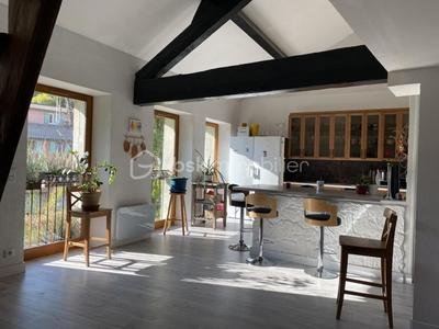 Appartement - 101 m² - 4 pièces