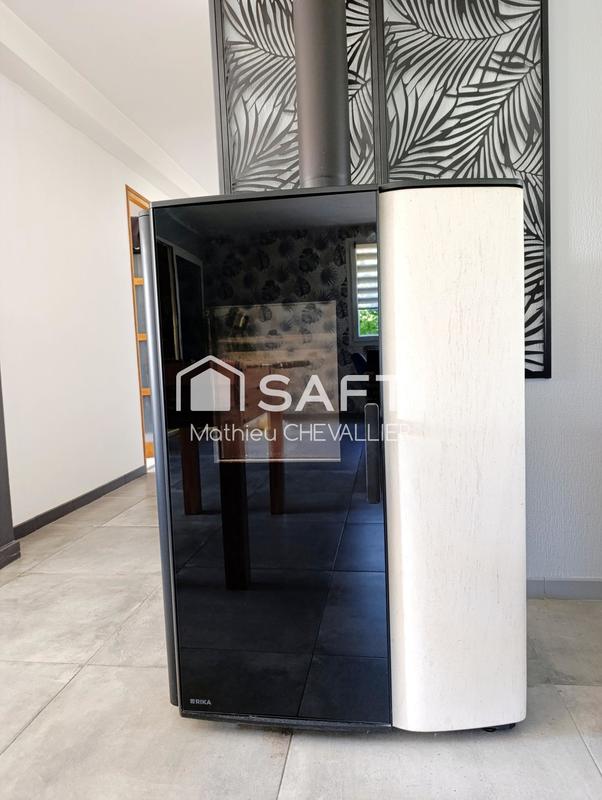 Maison - 168 m² - 8 pièces