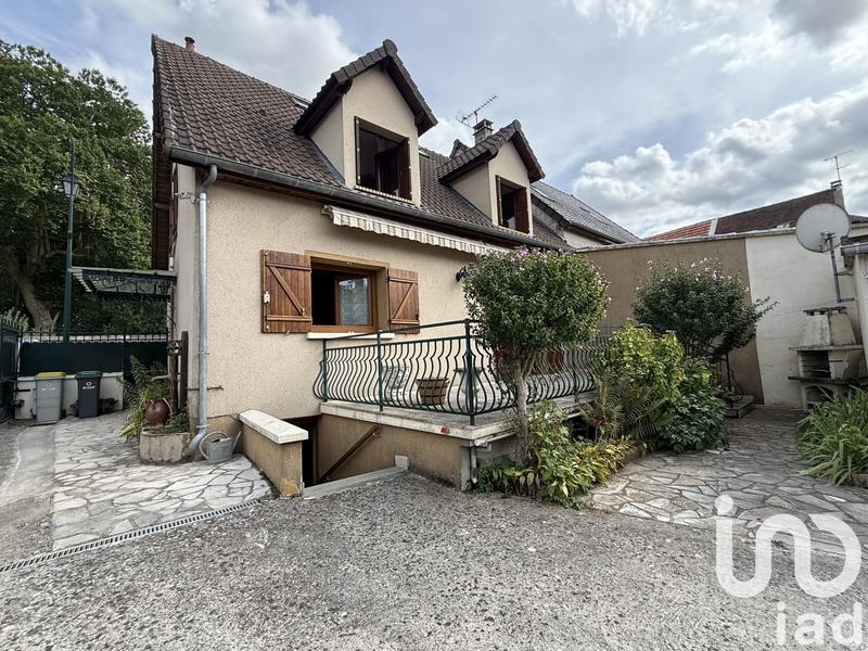 Maison - 103 m² - 5 pièces