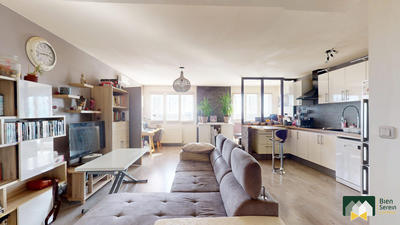 Appartement - 82 m² - 4 pièces