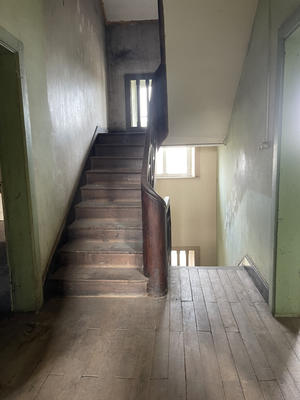 Immeuble - 170 m² - 8 pièces