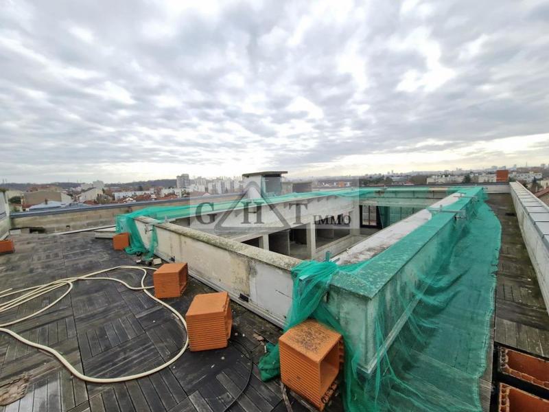 Entrepôt - 1 780 m²