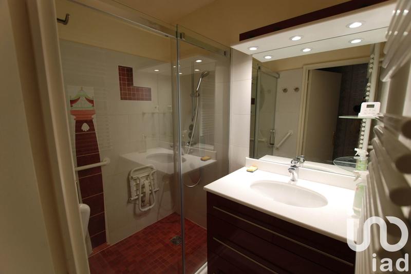 Maison - 93 m² - 5 pièces