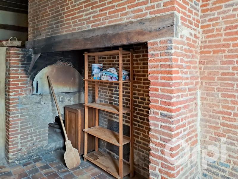 Maison - 278 m² - 10 pièces