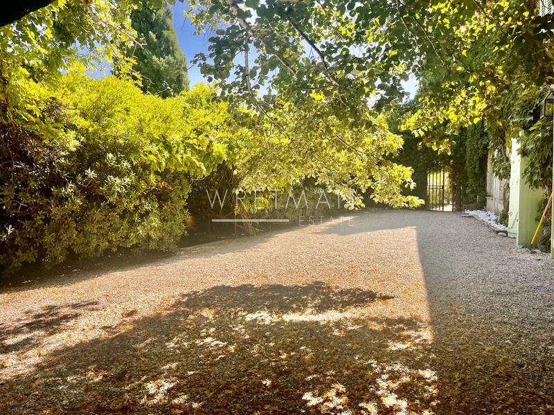 Maison - 300 m² - 10 pièces