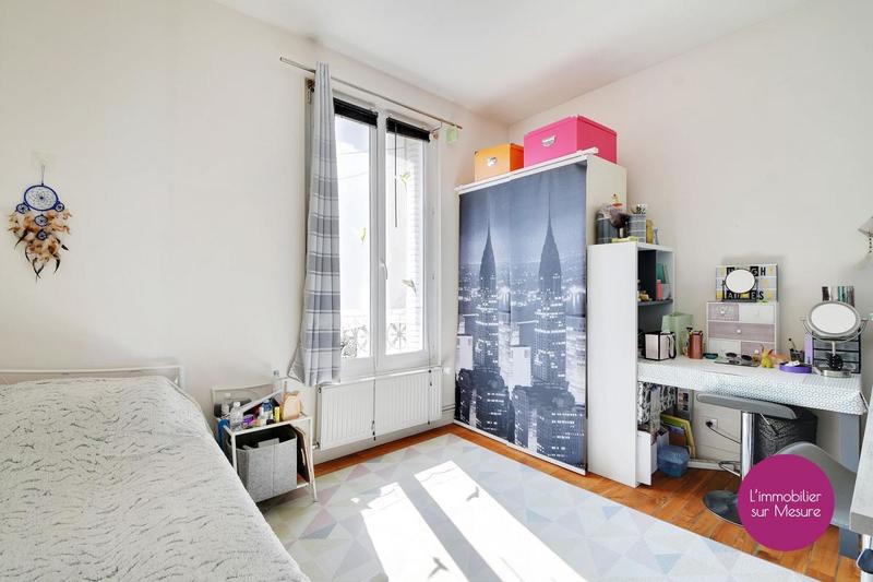 Villa - 230 m² - 8 pièces