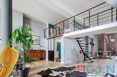 Appartement - 156 m² - 5 pièces