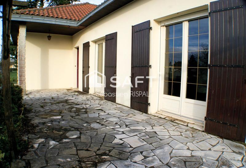 Maison - 214 m² - 7 pièces