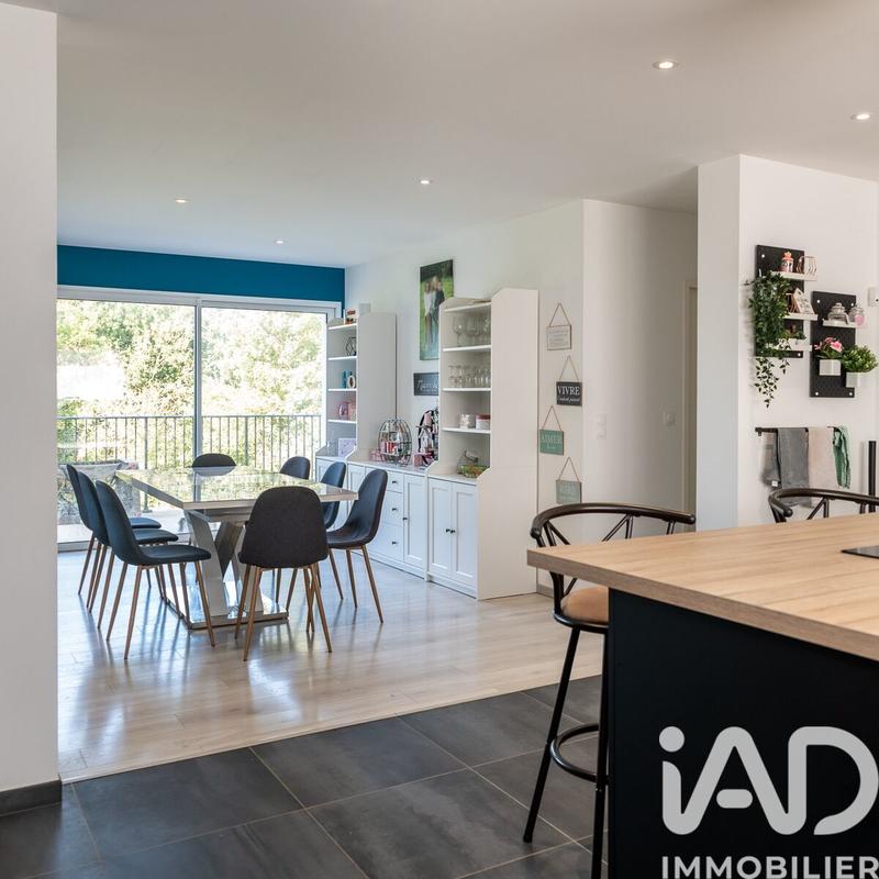 Maison - 183 m² - 8 pièces