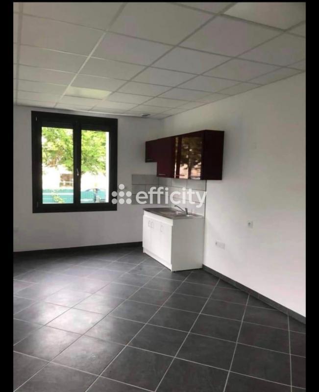 Maison - 228 m² - 6 pièces