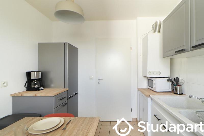 Chambre - 9 m² - 1 pièce