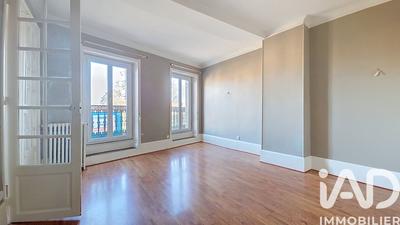 Appartement - 132 m² - 5 pièces