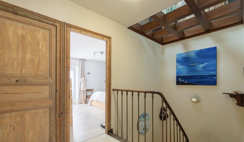 Maison ancienne - 207 m² - 9 pièces