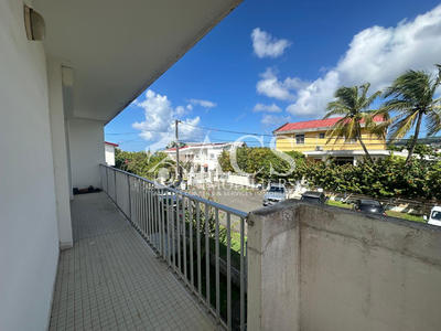 Maison - 220 m² - 6 pièces