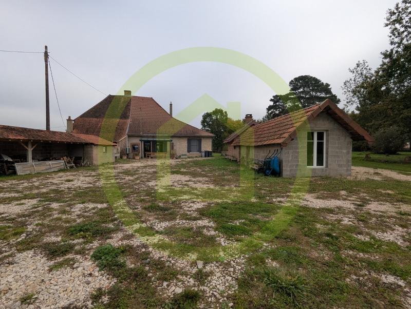 Maison - 100 m² - 3 pièces