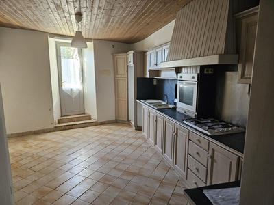 Maison de village - 99 m² - 7 pièces