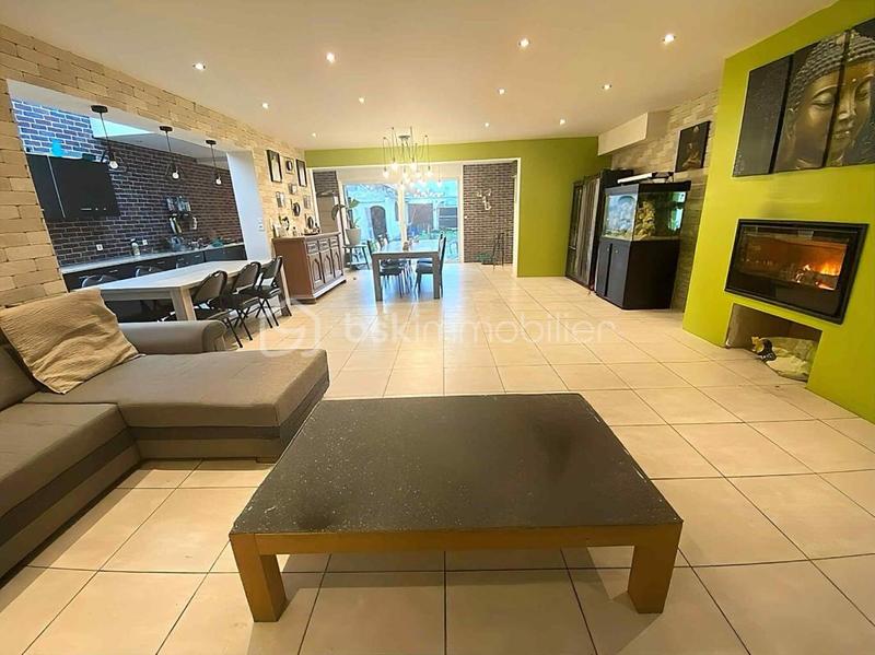 Maison de ville - 225 m² - 8 pièces