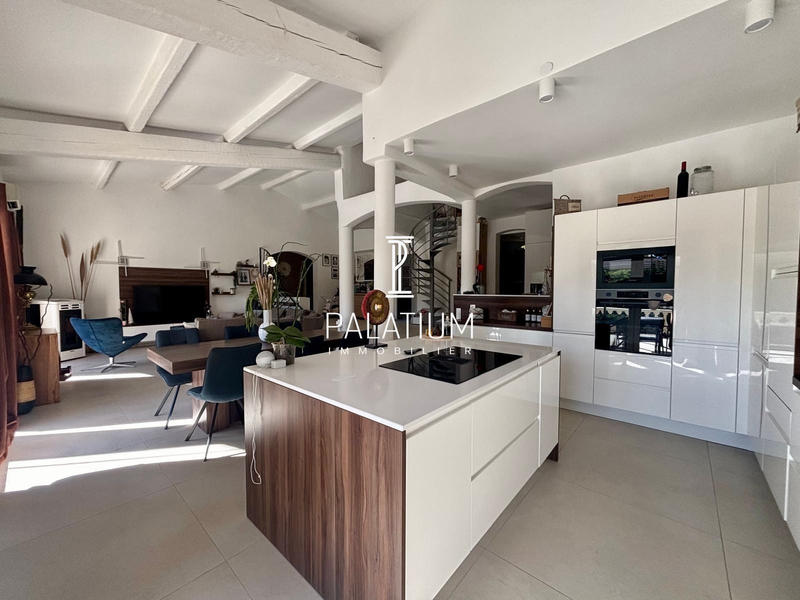 Villa - 160 m² - 6 pièces