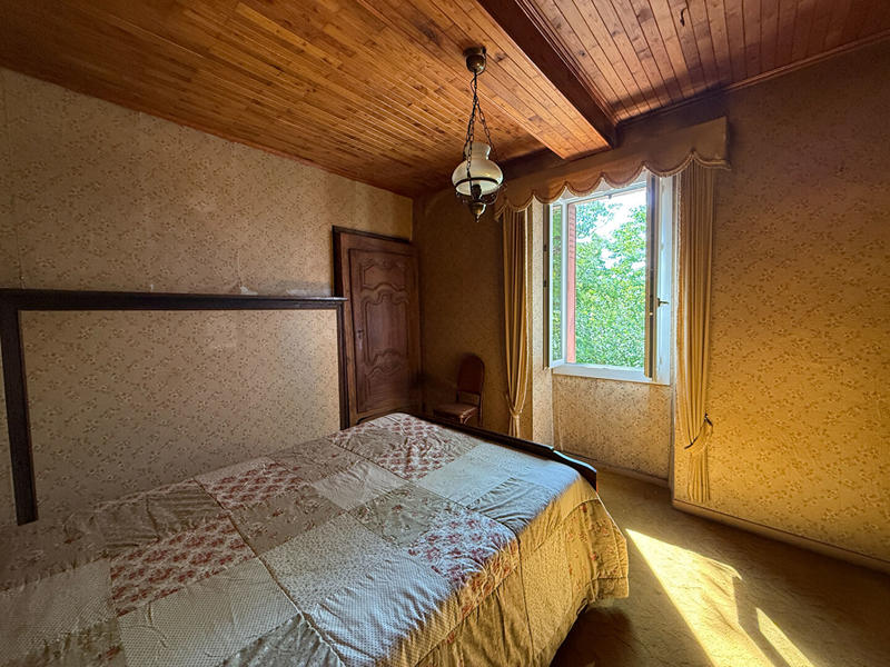 Maison - 102 m² - 5 pièces