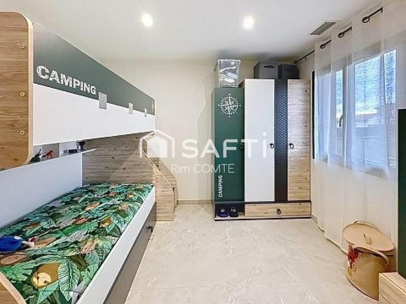 Maison - 147 m² - 6 pièces