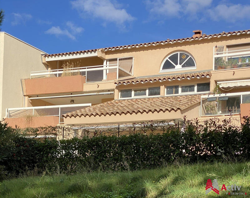 Appartement - 120 m² - 1 pièce