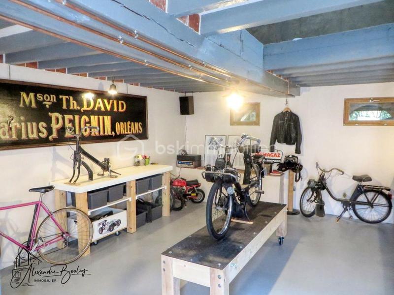 Maison ancienne - 246 m² - 8 pièces