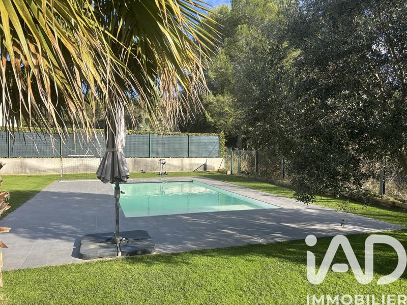 Maison - 179 m² - 6 pièces