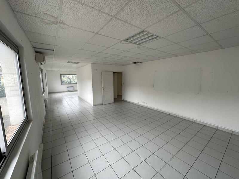 Bureau - 200 m²