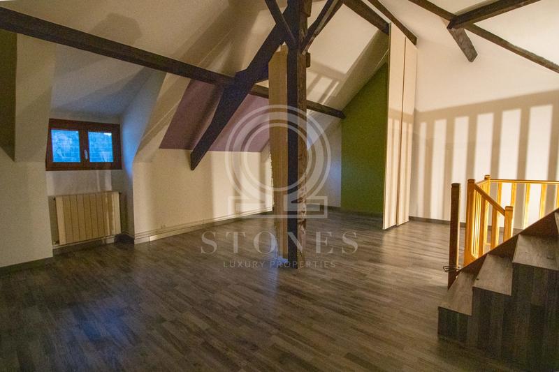 Maison ancienne - 168 m² - 6 pièces