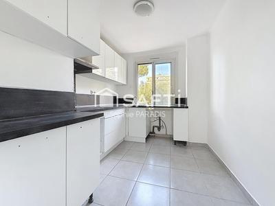 Appartement - 77 m² - 3 pièces