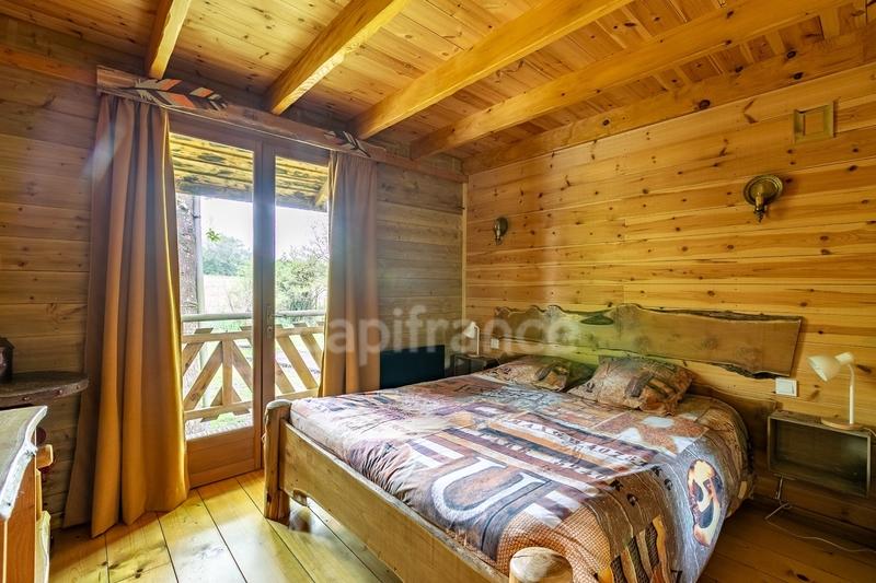 Propriété - 4 000 m² - 30 pièces