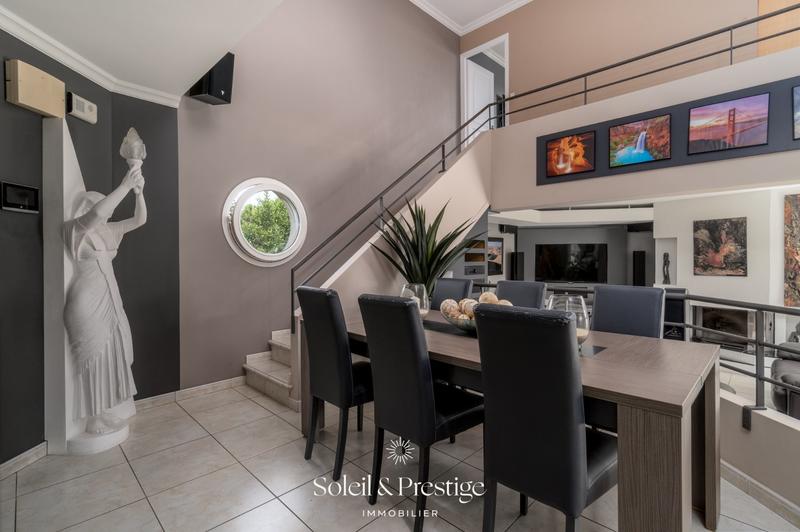 Maison - 161 m² - 4 pièces