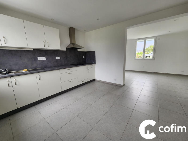 Maison - 92 m² - 4 pièces