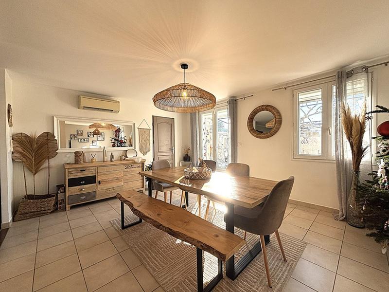 Villa - 100 m² - 4 pièces