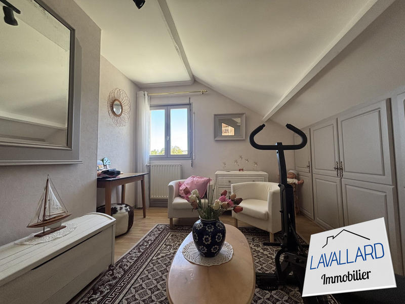 Maison - 176 m² - 7 pièces