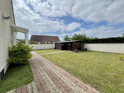 Maison - 101 m² - 5 pièces