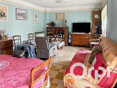 Appartement - 81 m² - 3 pièces