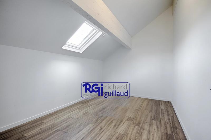 Maison de ville - 90 m² - 4 pièces