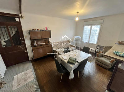 Maison - 85 m² - 4 pièces