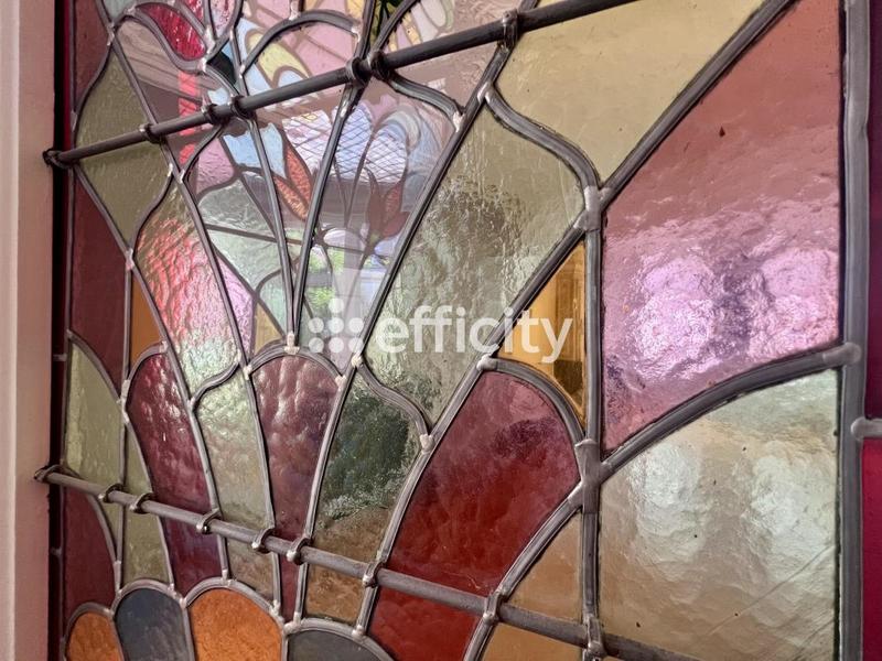 Maison - 205 m² - 7 pièces