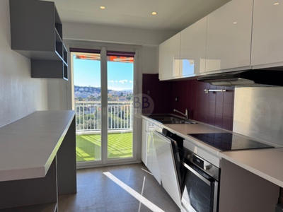 Appartement - 74 m² - 3 pièces