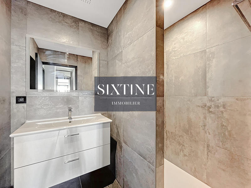 Appartement - 140 m² - 5 pièces