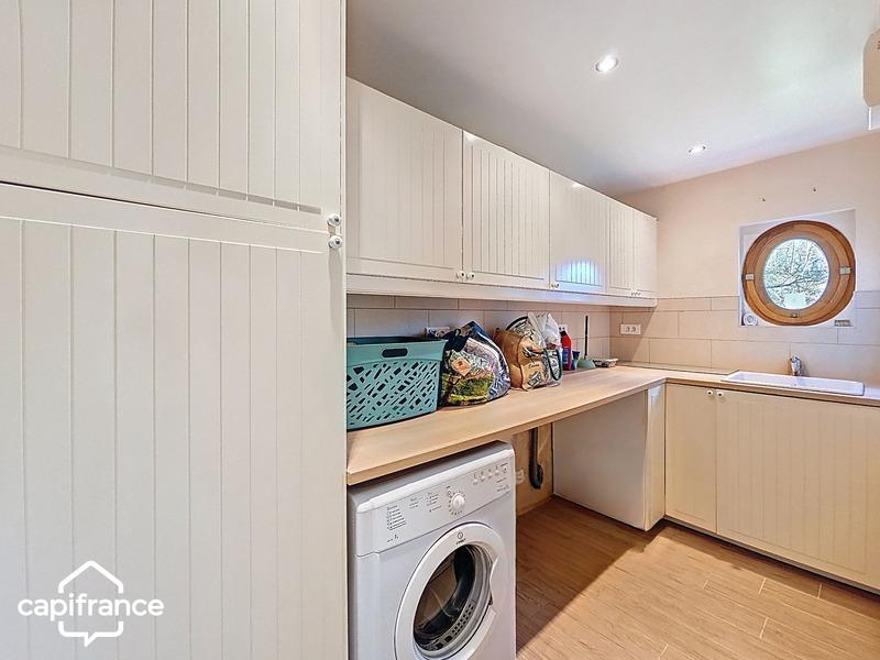 Maison - 131 m² - 7 pièces