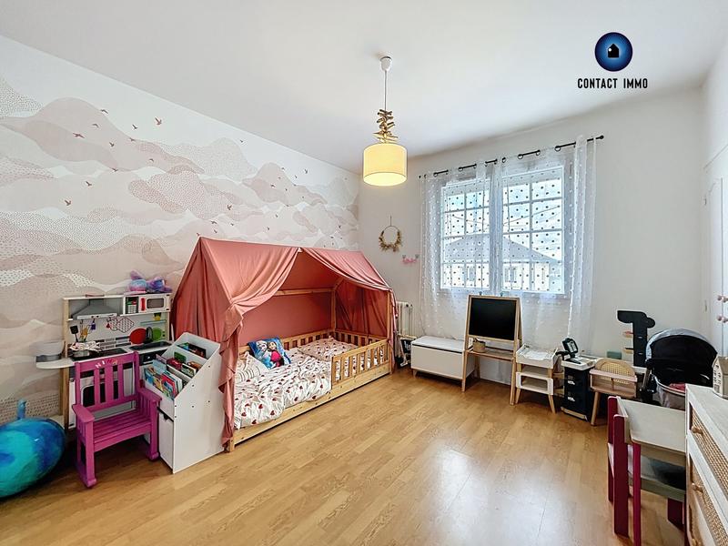 Maison - 92 m² - 4 pièces