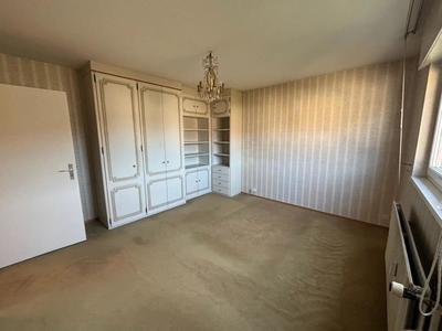 Appartement - 80 m² - 3 pièces