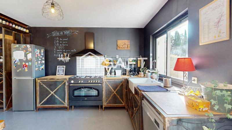 Maison - 160 m² - 5 pièces